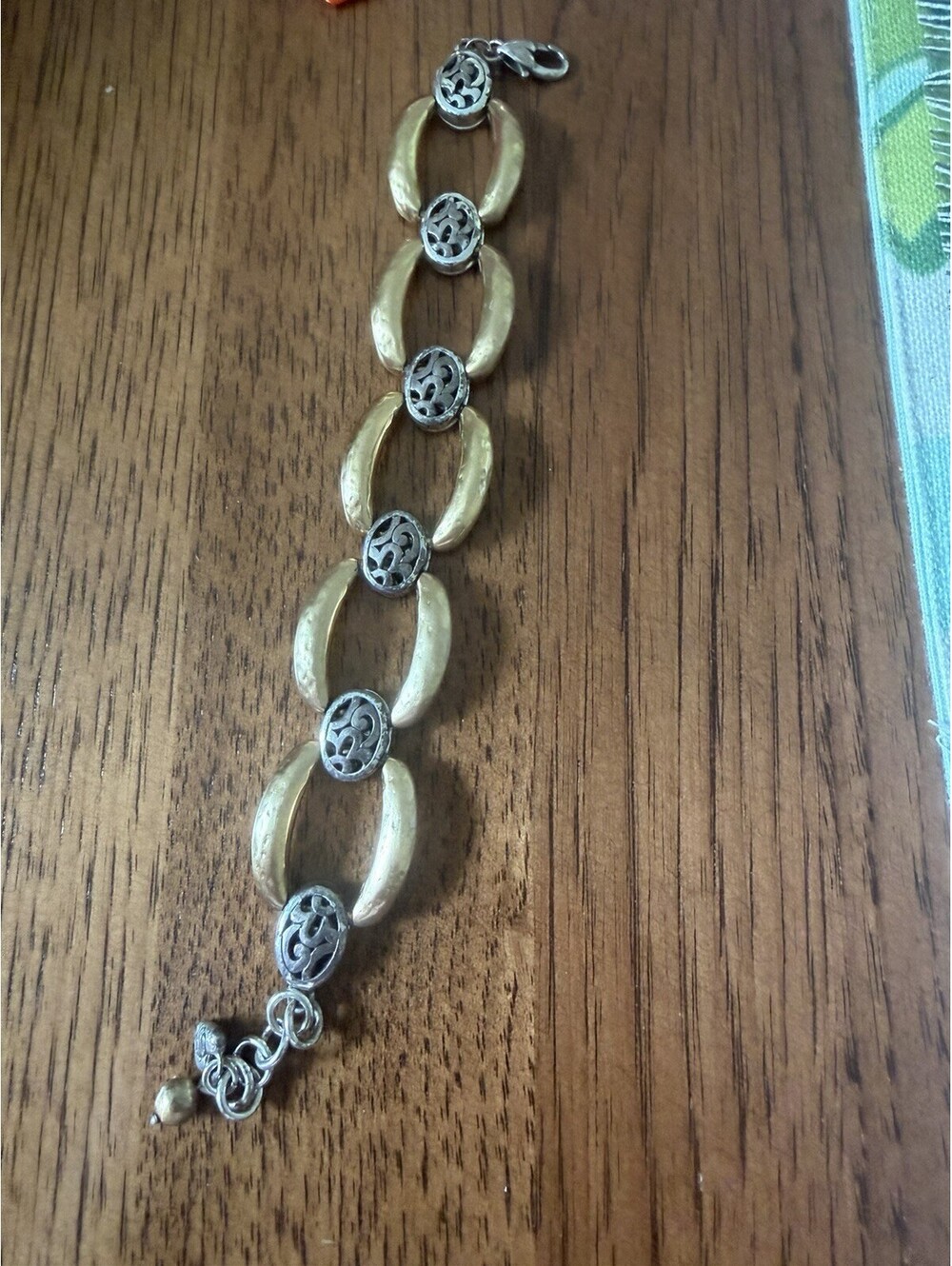 Brighton Sensation Chunky Two Tone Link Bracelet Hammered Gold & Silver Plate - Picture 3 of 3